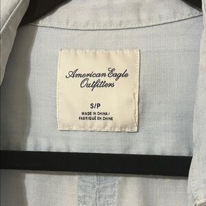 American Eagle Outfitters Light Gray Shirt